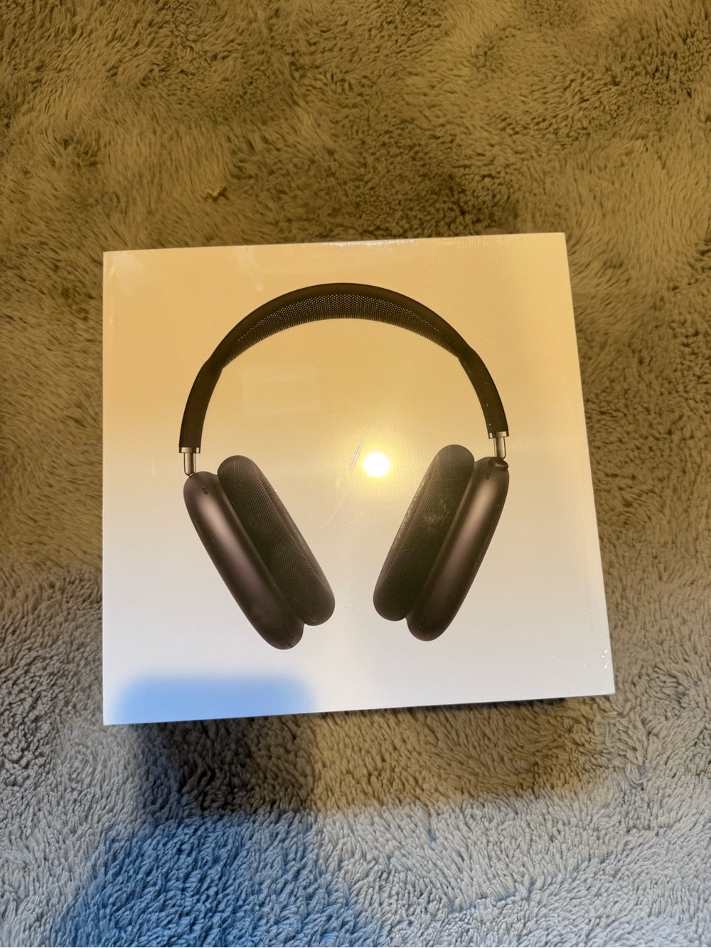 Apple AirPods Max Wireless Over-Ear Headphones — Space Gray